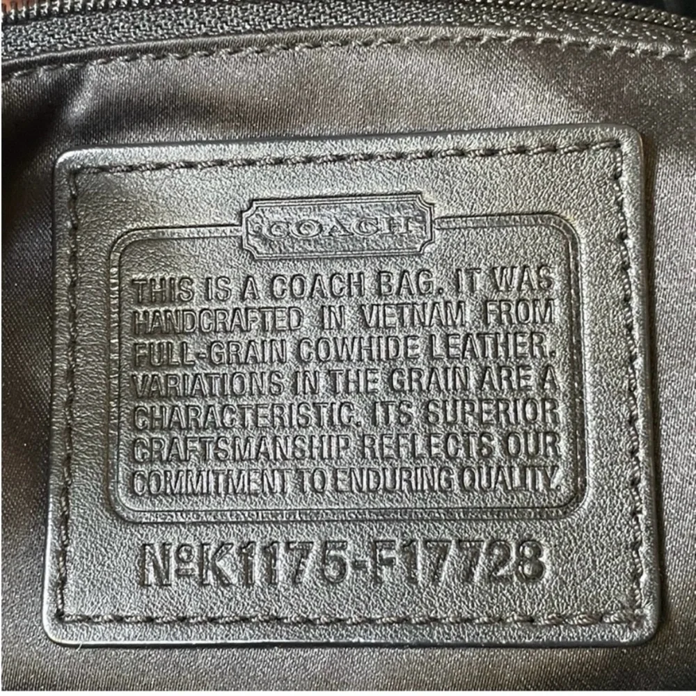 Coach Gallery Embossed Black Patent Leather Handbag/Tote  NWOT - Picture 8 of 11